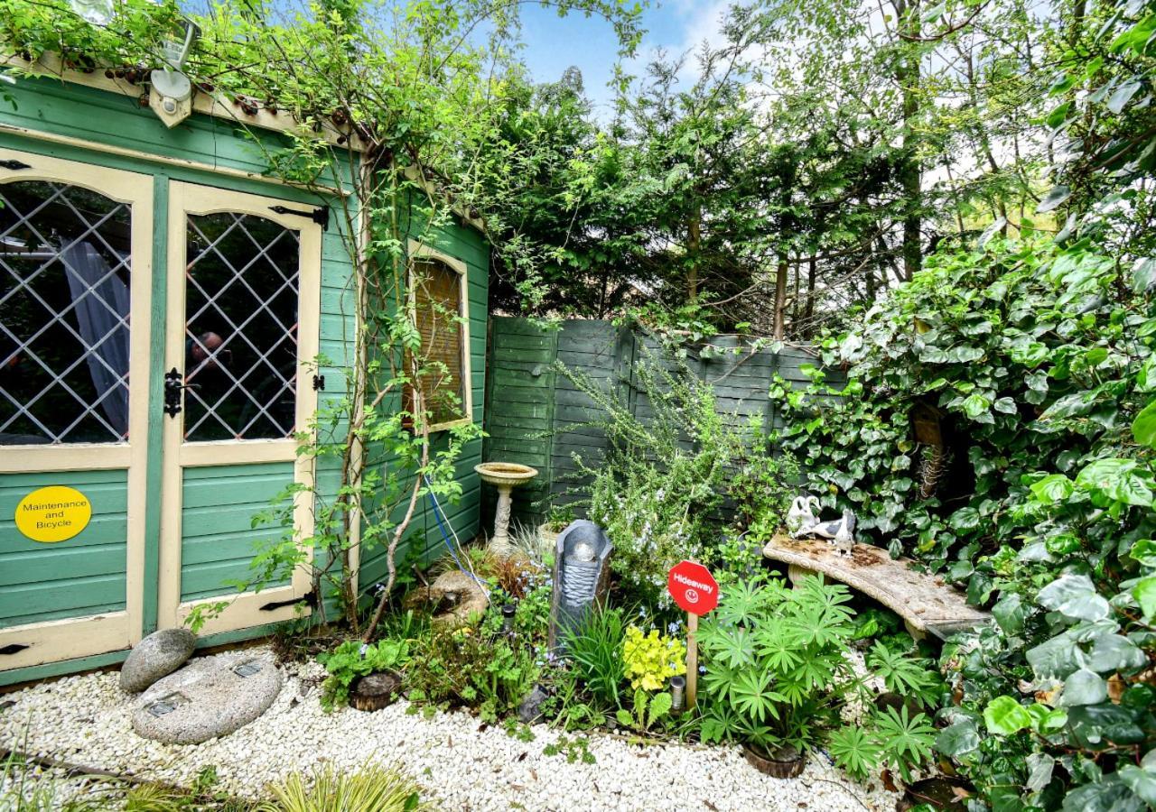 شقة Cosy Garden Flat, Private Hot Tub & Four Poster Bed يورك المظهر الخارجي الصورة